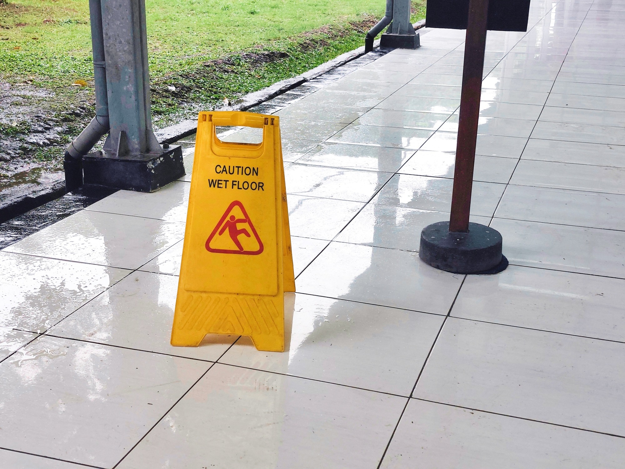 Caution sign: watch out for wet floor